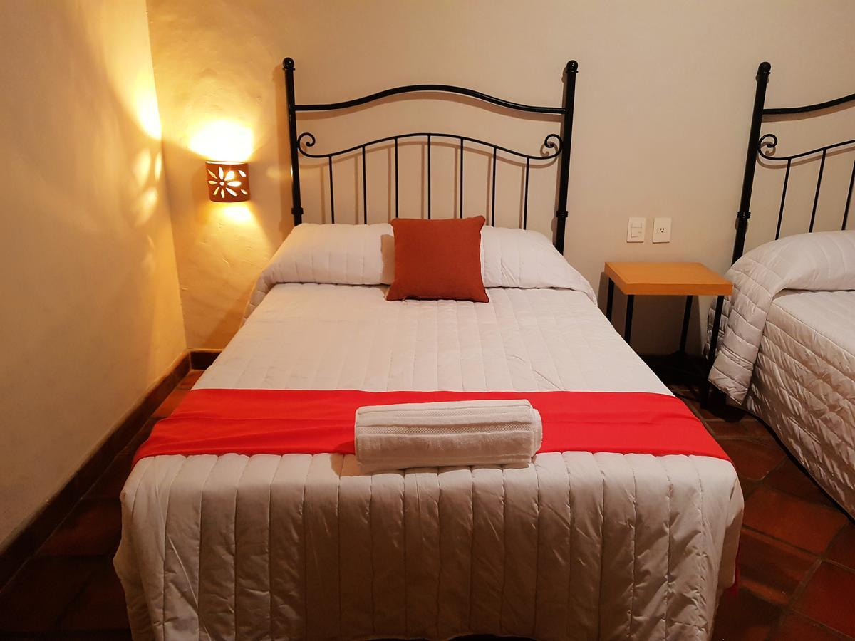 Puerta San Pedro Hotell Tlaquepaque Eksteriør bilde