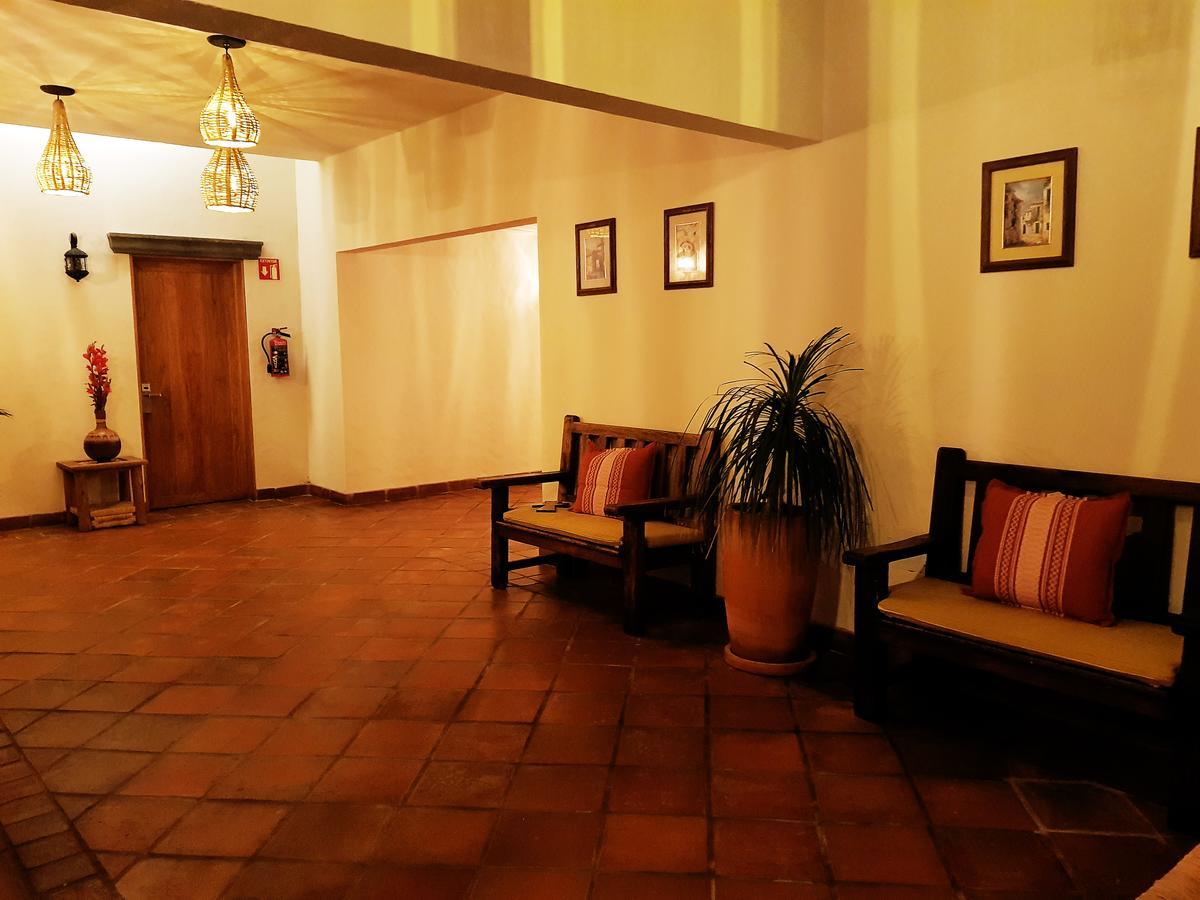 Puerta San Pedro Hotell Tlaquepaque Eksteriør bilde