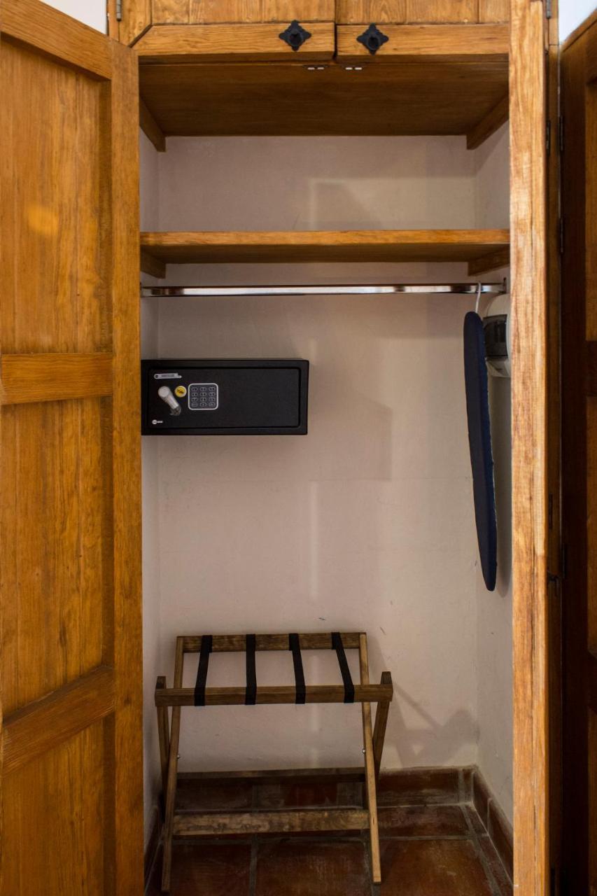 Puerta San Pedro Hotell Tlaquepaque Eksteriør bilde