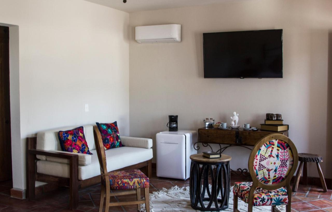 Puerta San Pedro Hotell Tlaquepaque Eksteriør bilde