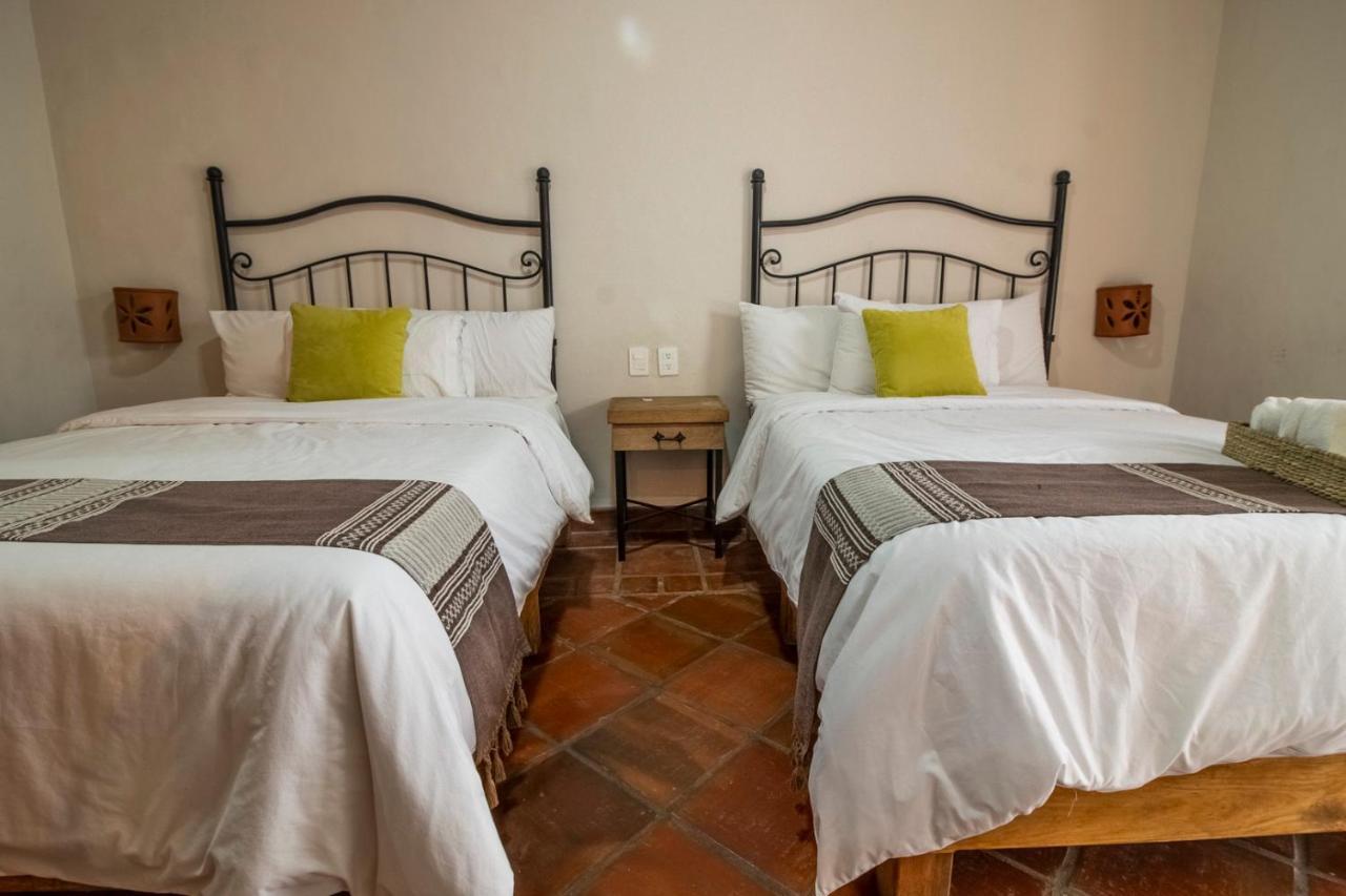 Puerta San Pedro Hotell Tlaquepaque Eksteriør bilde
