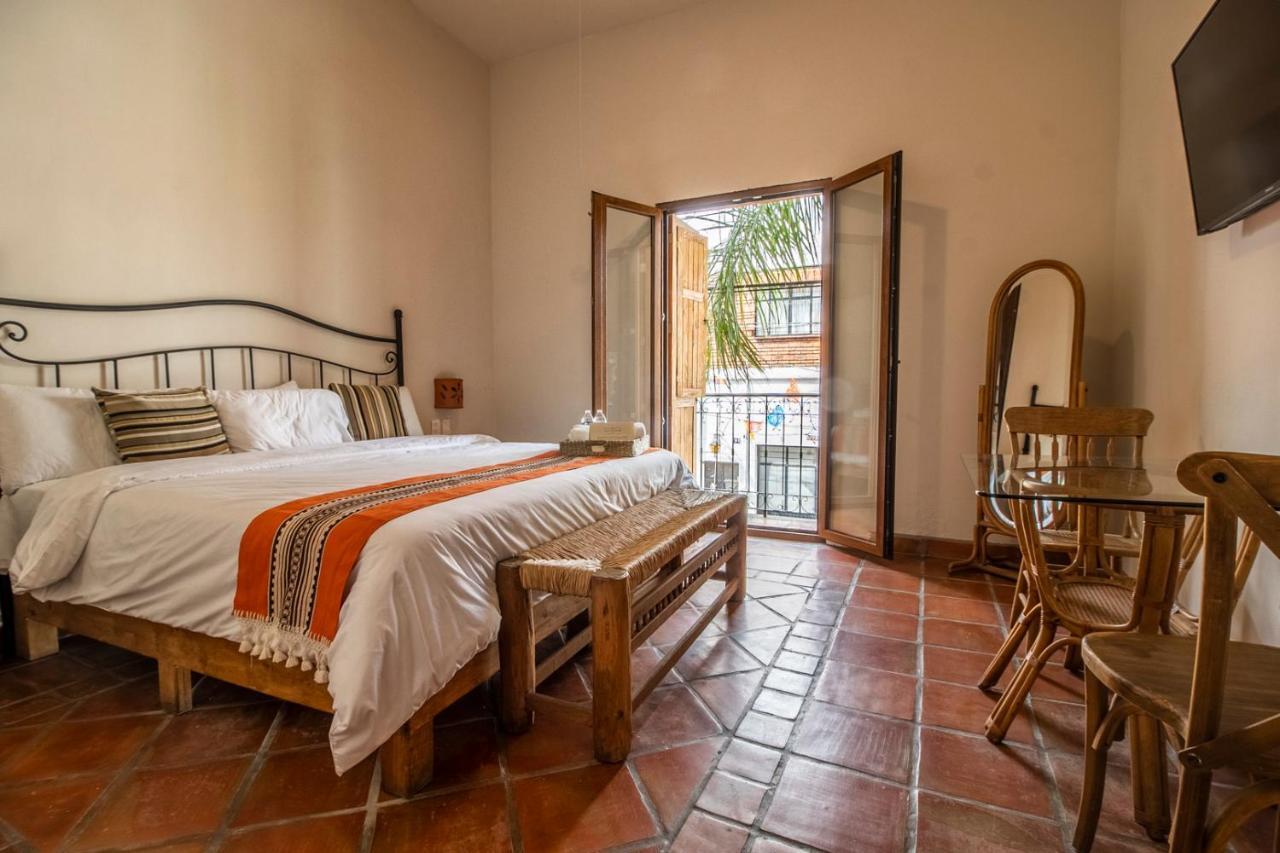 Puerta San Pedro Hotell Tlaquepaque Eksteriør bilde